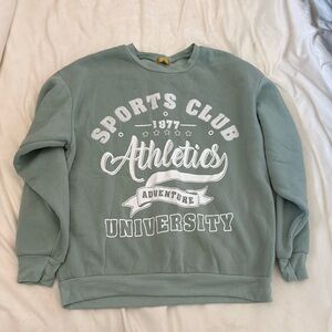 Cult Favorite Sports Club Sweatshirt Size S
